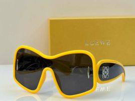 Picture of Loewe Sunglasses _SKUfw55480643fw